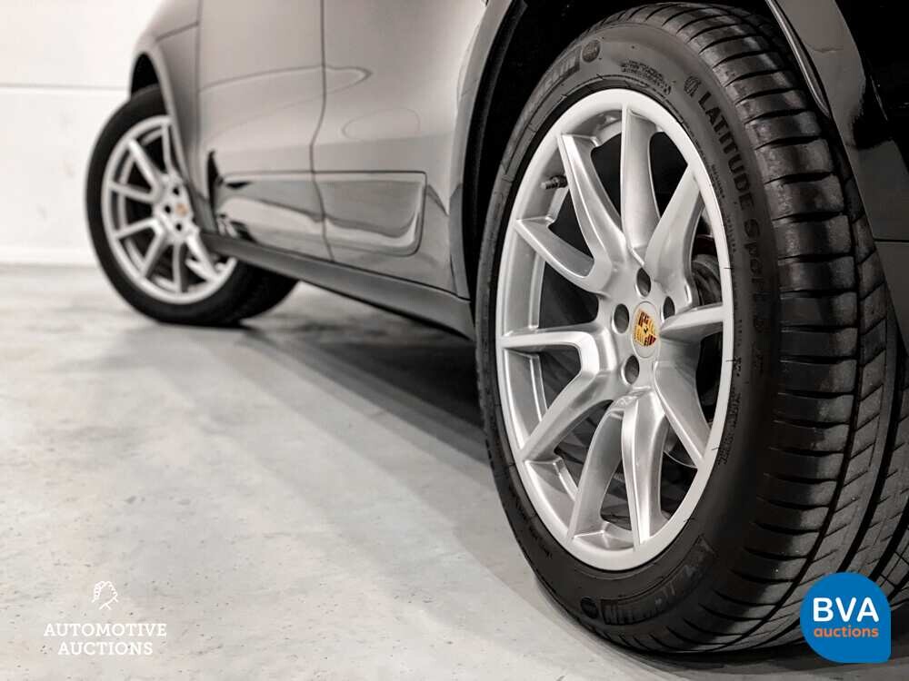 Porsche Macan 2.0 SportChrono 252pk 2016 -Org. NL-, KN-374-H