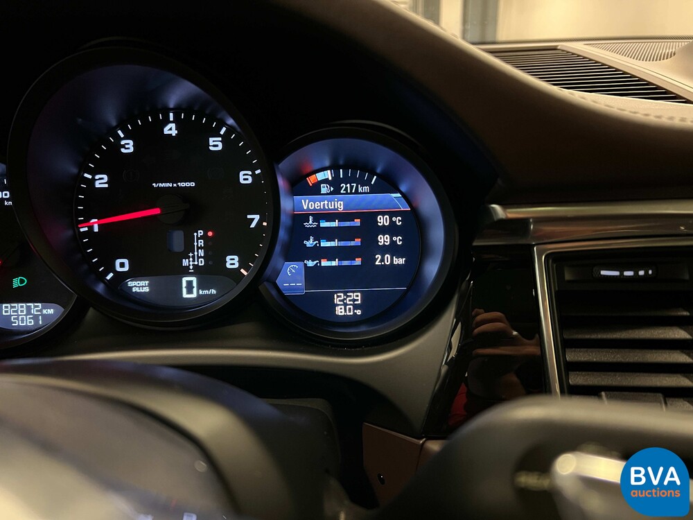 Porsche Macan 2.0 SportChrono 252pk 2016 -Org. NL-, KN-374-H