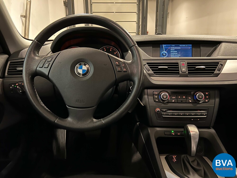 BMW X1 18i sDrive Executive 150pk 2010, GP-214-R