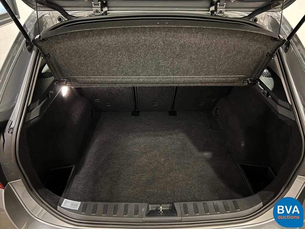 BMW X1 18i sDrive Executive 150pk 2010, GP-214-R