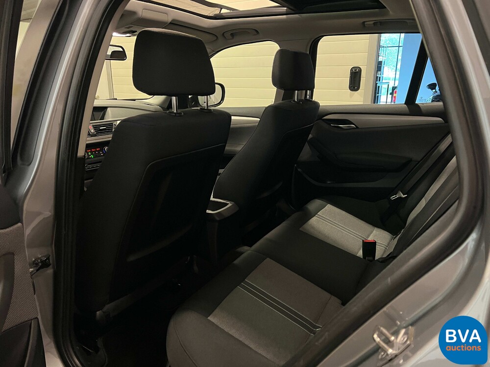 BMW X1 18i sDrive Executive 150pk 2010, GP-214-R