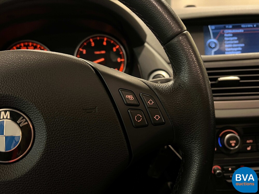 BMW X1 18i sDrive Executive 150pk 2010, GP-214-R