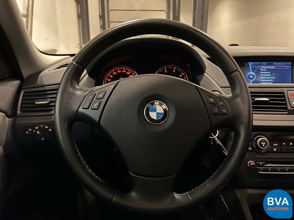 BMW X1 18i sDrive Executive 150pk 2010, GP-214-R