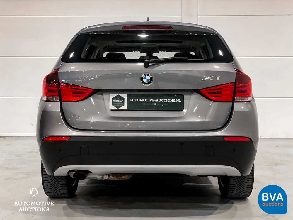 BMW X1 18i sDrive Executive 150pk 2010, GP-214-R