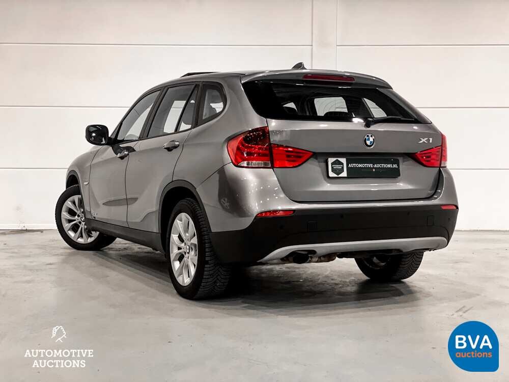 BMW X1 18i sDrive Executive 150pk 2010, GP-214-R