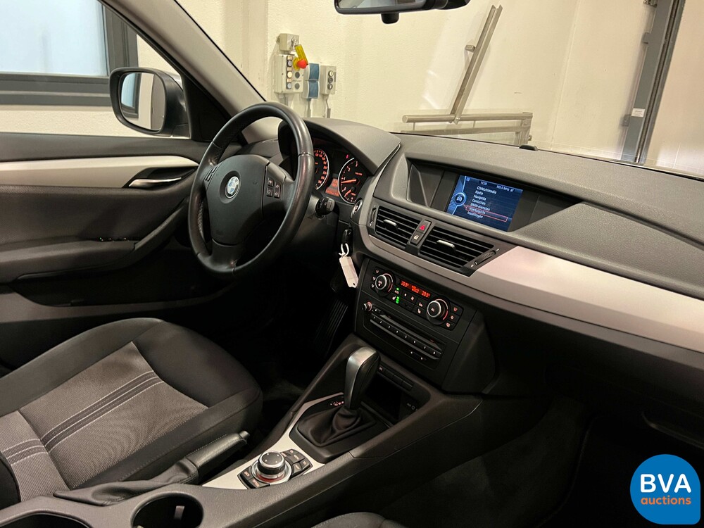 BMW X1 18i sDrive Executive 150pk 2010, GP-214-R