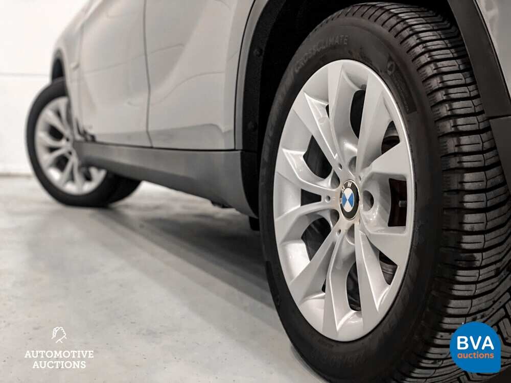 BMW X1 18i sDrive Executive 150pk 2010, GP-214-R