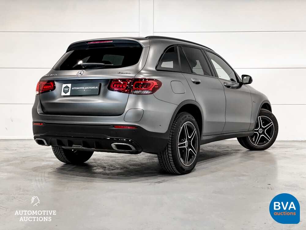 Mercedes-Benz GLC300e AMG 4Matic Business Solution 320pk 2020 -Org. NL-, J-376-ZZ