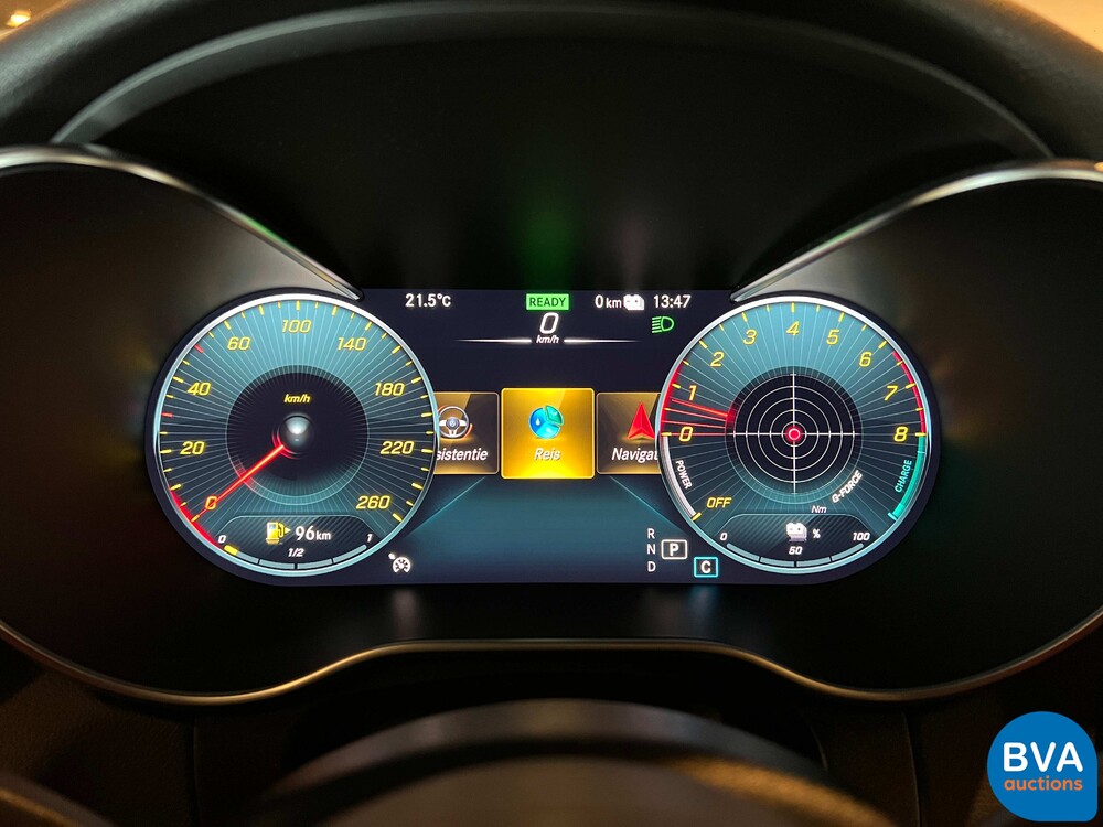 Mercedes-Benz GLC300e AMG 4Matic Business Solution 320pk 2020 -Org. NL-, J-376-ZZ