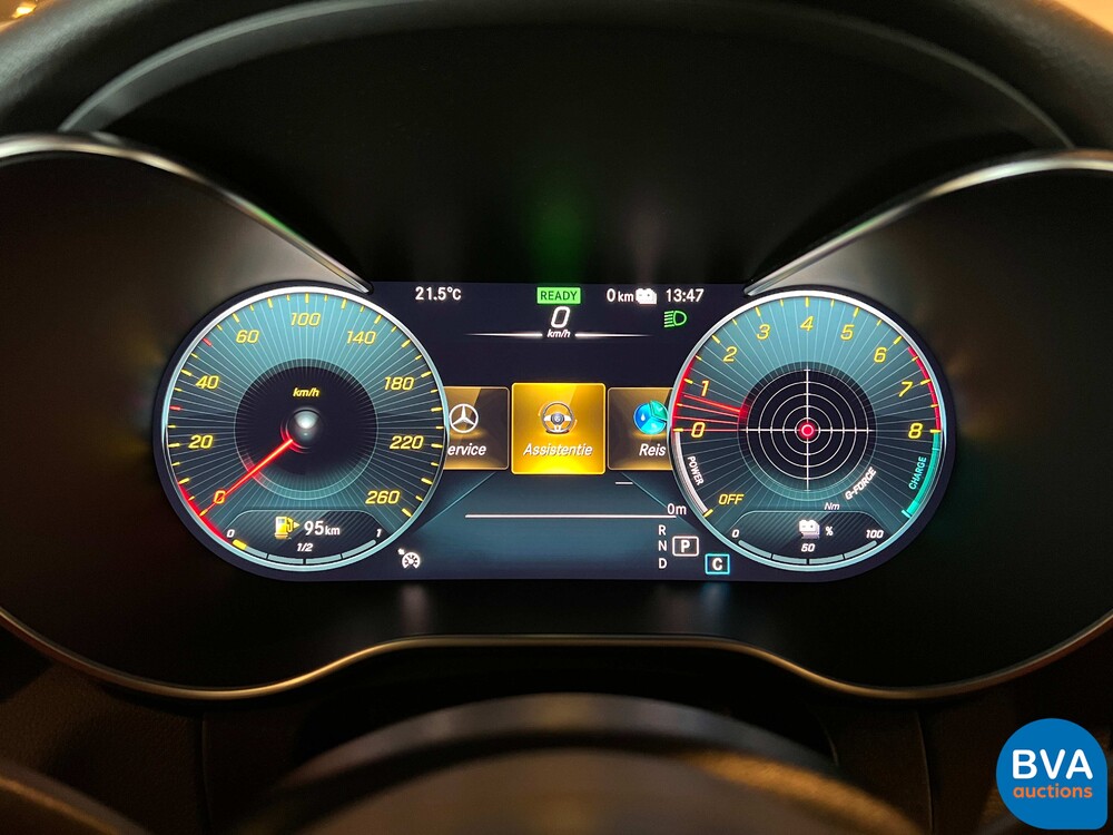 Mercedes-Benz GLC300e AMG 4Matic Business Solution 320pk 2020 -Org. NL-, J-376-ZZ