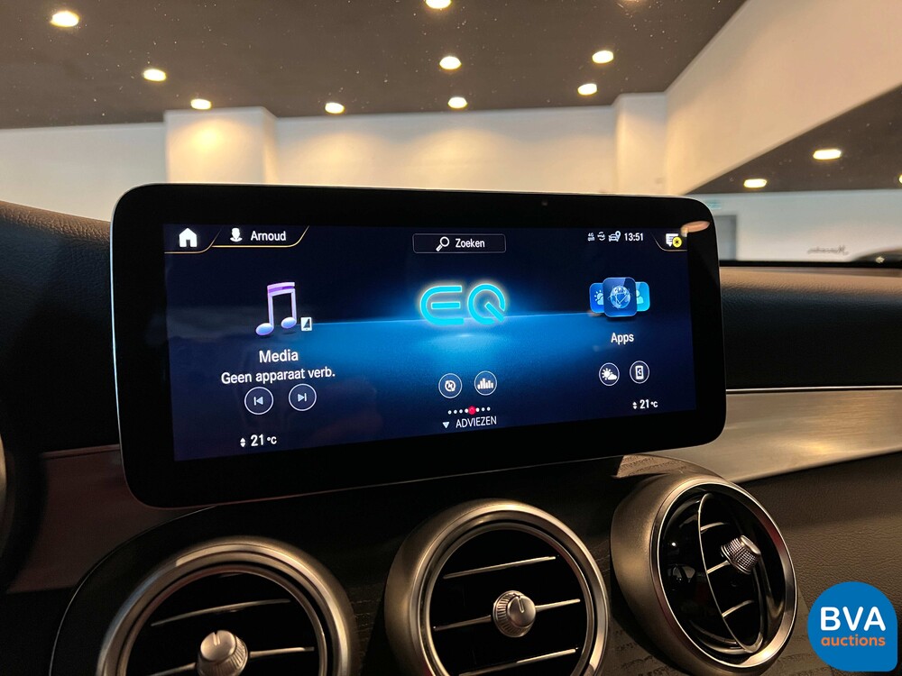 Mercedes-Benz GLC300e AMG 4Matic Business Solution 320pk 2020 -Org. NL-, J-376-ZZ