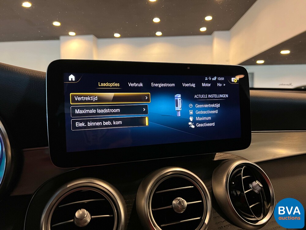 Mercedes-Benz GLC300e AMG 4Matic Business Solution 320pk 2020 -Org. NL-, J-376-ZZ