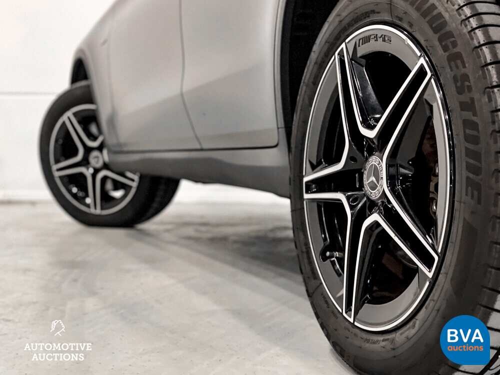 Mercedes-Benz GLC300e AMG 4Matic Business Solution 320pk 2020 -Org. NL-, J-376-ZZ