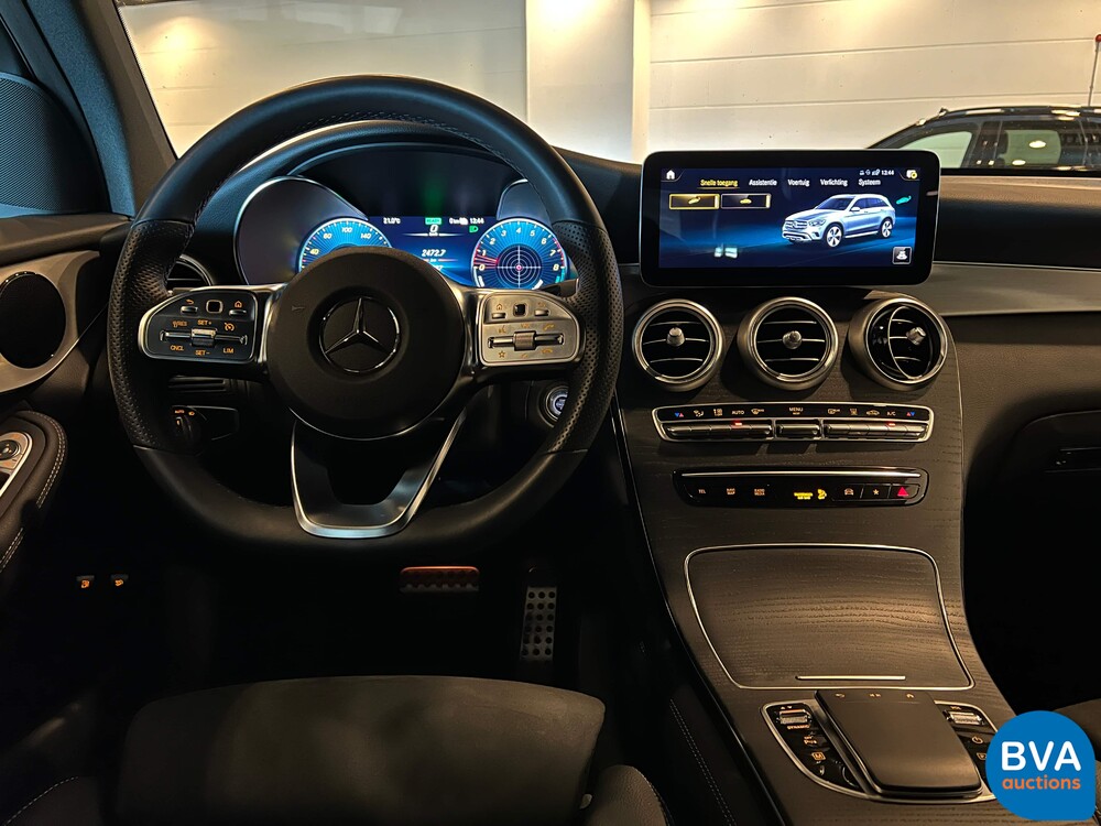 Mercedes-Benz GLC300e AMG 4Matic Business Solution 320pk 2020 -Org. NL-, J-376-ZZ