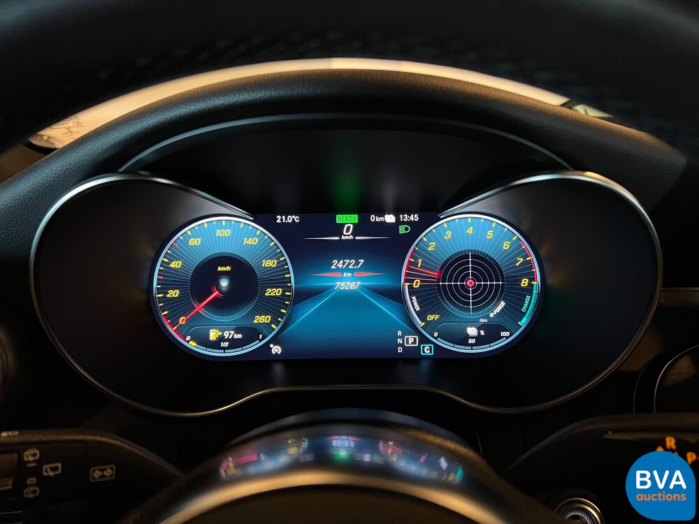 Mercedes-Benz GLC300e AMG 4Matic Business Solution 320pk 2020 -Org. NL-, J-376-ZZ