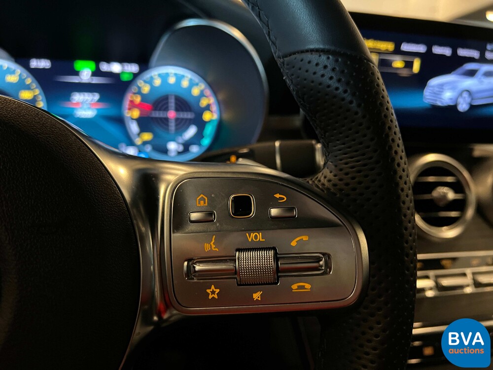 Mercedes-Benz GLC300e AMG 4Matic Business Solution 320pk 2020 -Org. NL-, J-376-ZZ