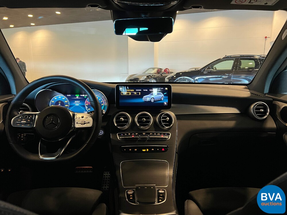 Mercedes-Benz GLC300e AMG 4Matic Business Solution 320pk 2020 -Org. NL-, J-376-ZZ