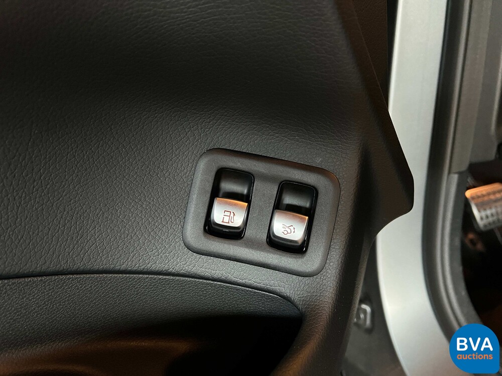 Mercedes-Benz GLC300e AMG 4Matic Business Solution 320pk 2020 -Org. NL-, J-376-ZZ