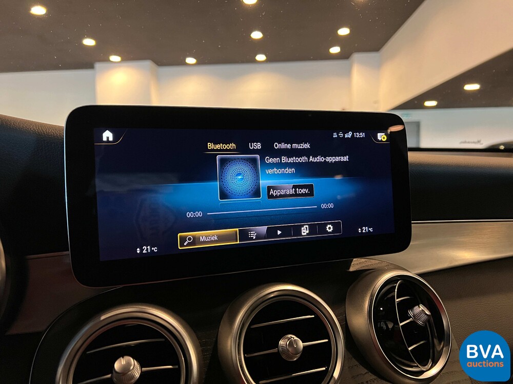 Mercedes-Benz GLC300e AMG 4Matic Business Solution 320pk 2020 -Org. NL-, J-376-ZZ