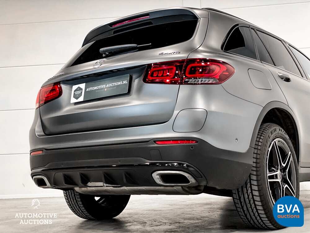 Mercedes-Benz GLC300e AMG 4Matic Business Solution 320pk 2020 -Org. NL-, J-376-ZZ
