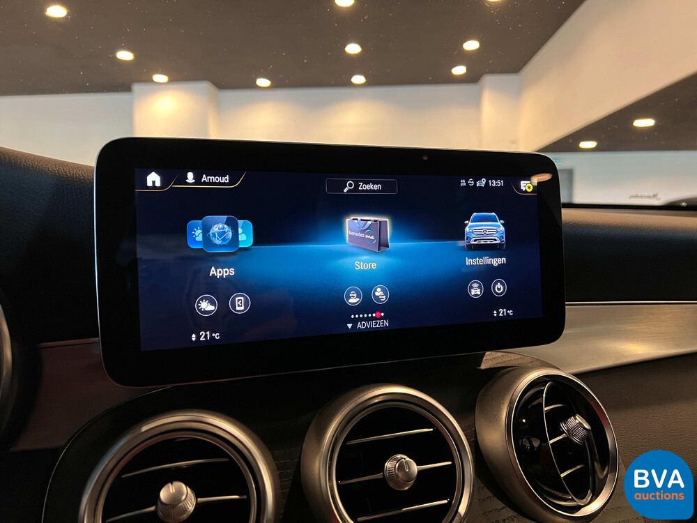 Mercedes-Benz GLC300e AMG 4Matic Business Solution 320pk 2020 -Org. NL-, J-376-ZZ