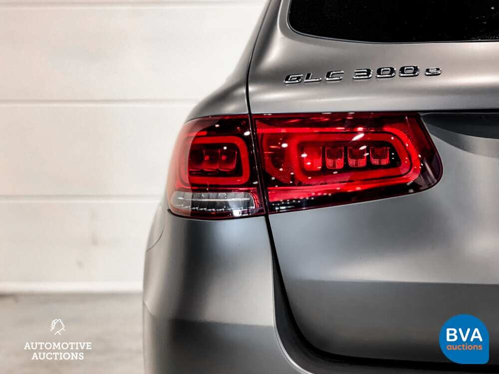 Mercedes-Benz GLC300e AMG 4Matic Business Solution 320pk 2020 -Org. NL-, J-376-ZZ
