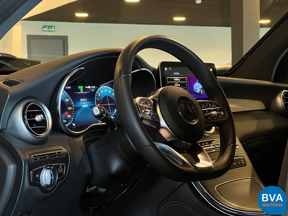 Mercedes-Benz GLC300e AMG 4Matic Business Solution 320pk 2020 -Org. NL-, J-376-ZZ