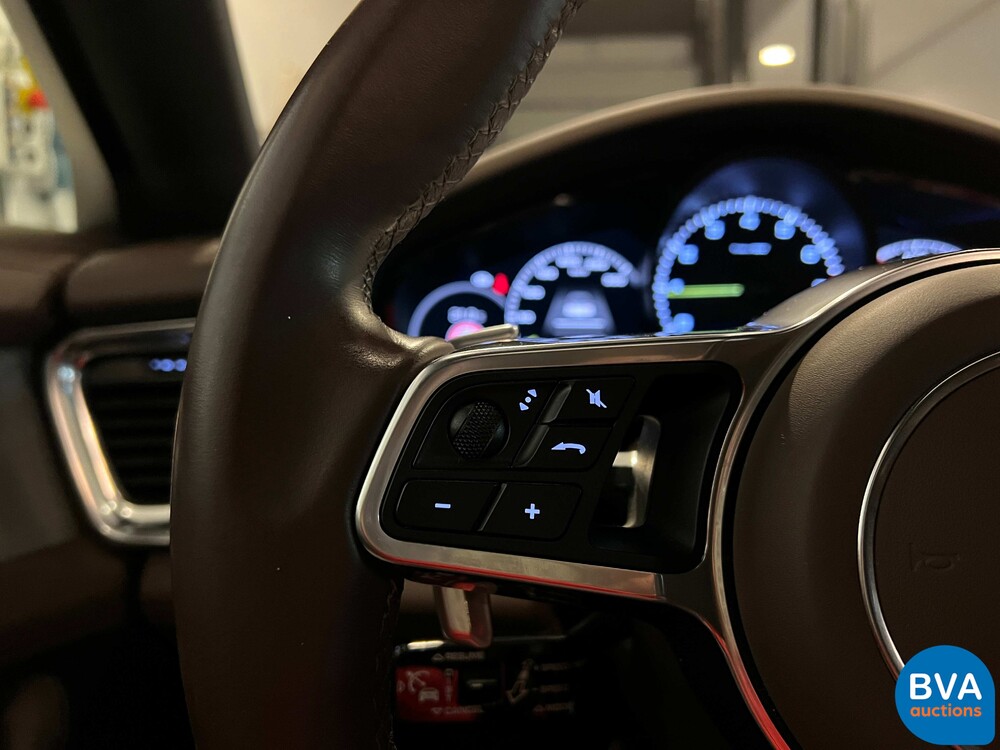 Porsche Panamera Sport Turismo E-Hybrid 4 2.9 V6 SportChrono 462pk 2018, H-359-BT