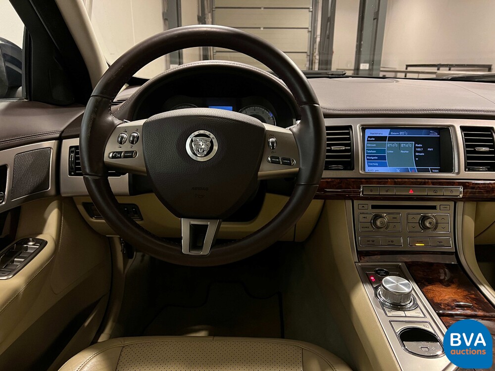 Jaguar XF 4.2 V8 Premium Luxury 298pk 2008 -Org. NL-, 21-GKN-8