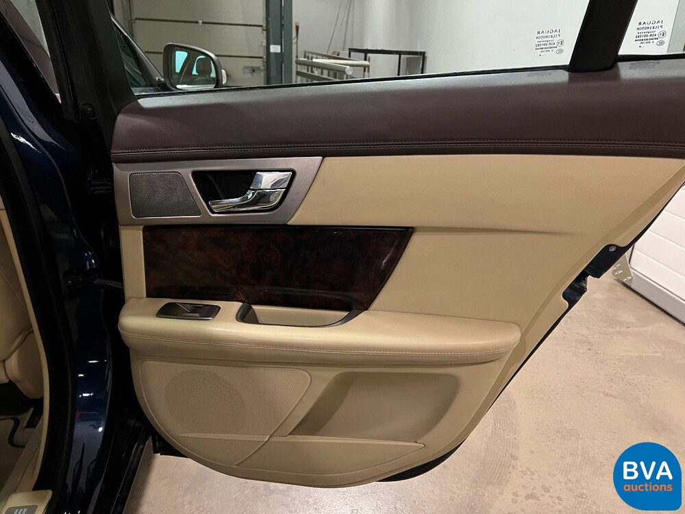 Jaguar XF 4.2 V8 Premium Luxury 298pk 2008 -Org. NL-, 21-GKN-8