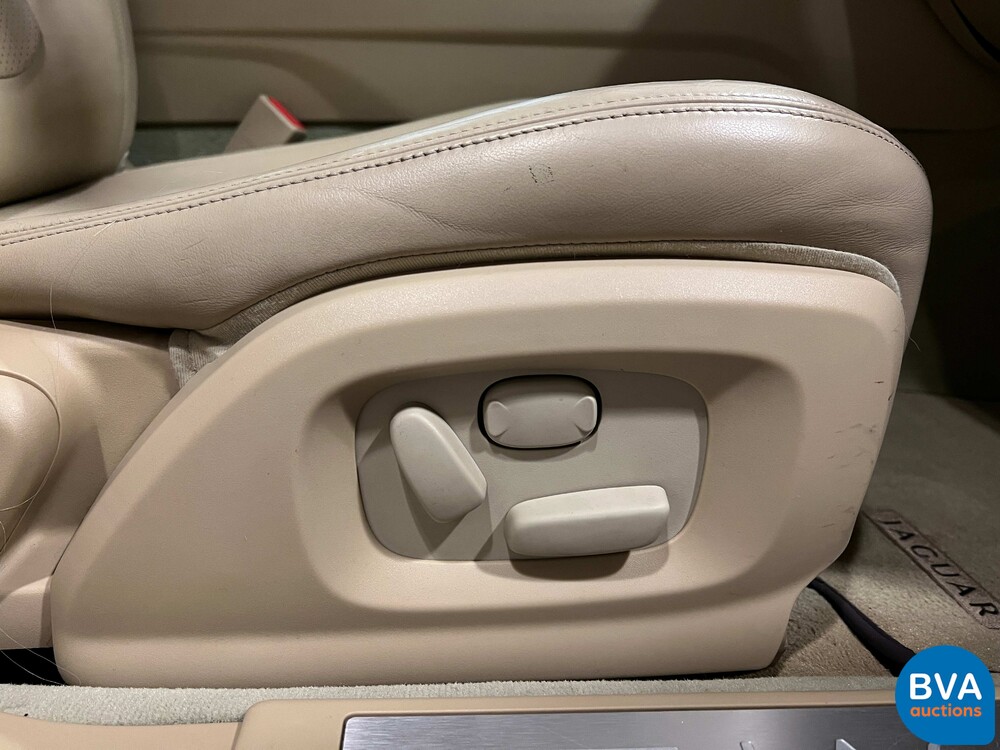 Jaguar XF 4.2 V8 Premium Luxury 298pk 2008 -Org. NL-, 21-GKN-8