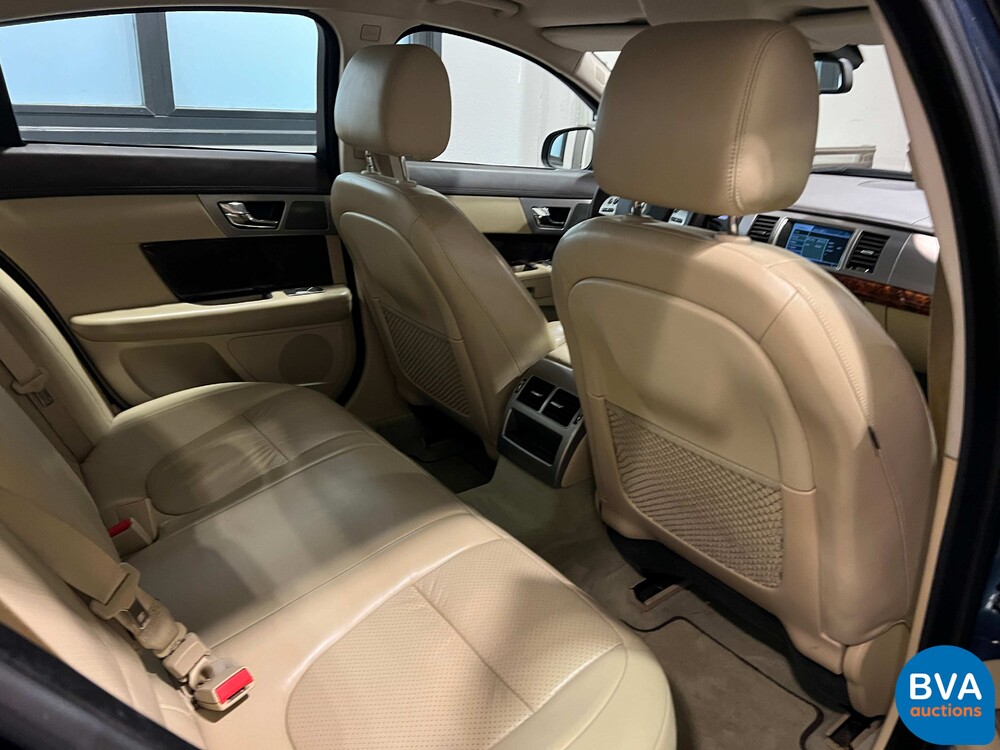 Jaguar XF 4.2 V8 Premium Luxury 298pk 2008 -Org. NL-, 21-GKN-8