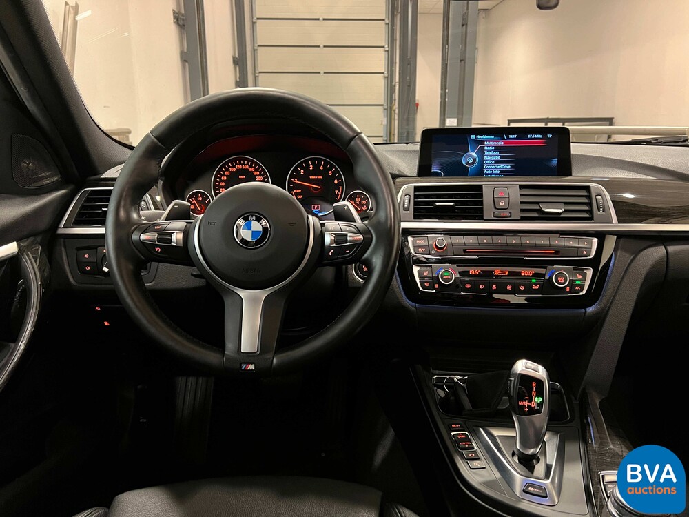 BMW 330e 2.0 Luxury eDrive 252pk -Org. NL- 3-serie, HT-095-J
