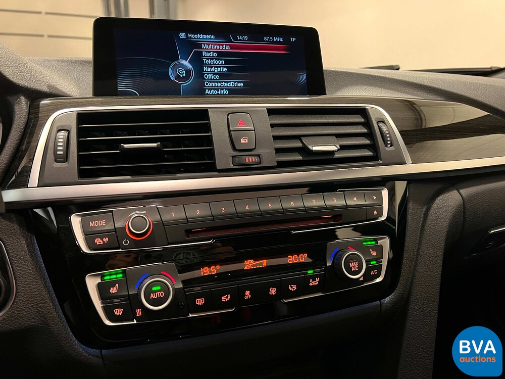 BMW 330e 2.0 Luxury eDrive 252pk -Org. NL- 3-serie, HT-095-J