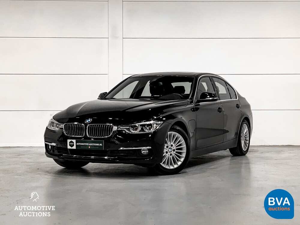 BMW 330e 2.0 Luxury eDrive 252pk -Org. NL- 3-serie, HT-095-J
