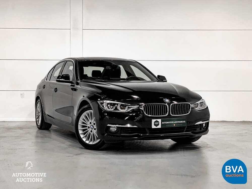 BMW 330e 2.0 Luxury eDrive 252pk -Org. NL- 3-serie, HT-095-J