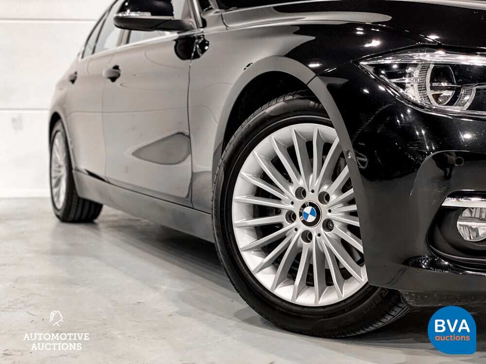 BMW 330e 2.0 Luxury eDrive 252pk -Org. NL- 3-serie, HT-095-J