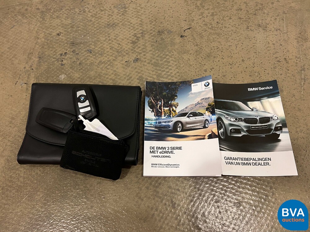 BMW 330e 2.0 Luxury eDrive 252pk -Org. NL- 3-serie, HT-095-J