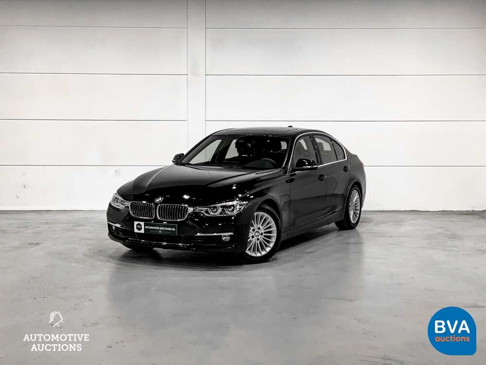 BMW 330e 2.0 Luxury eDrive 252pk -Org. NL- 3-serie, HT-095-J