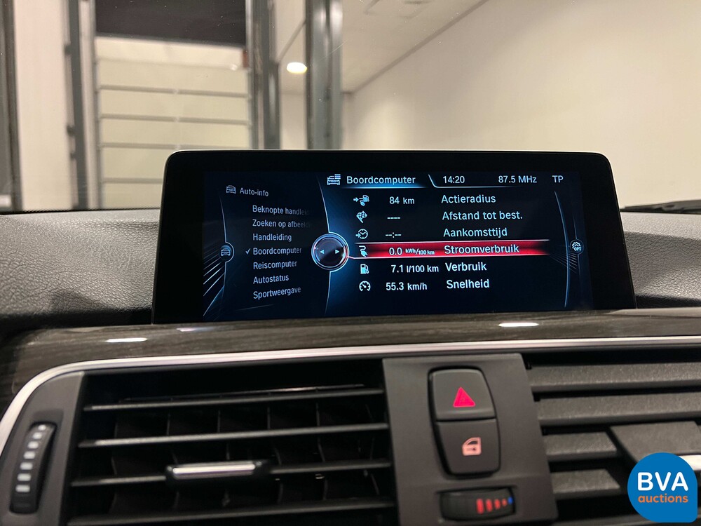 BMW 330e 2.0 Luxury eDrive 252pk -Org. NL- 3-serie, HT-095-J