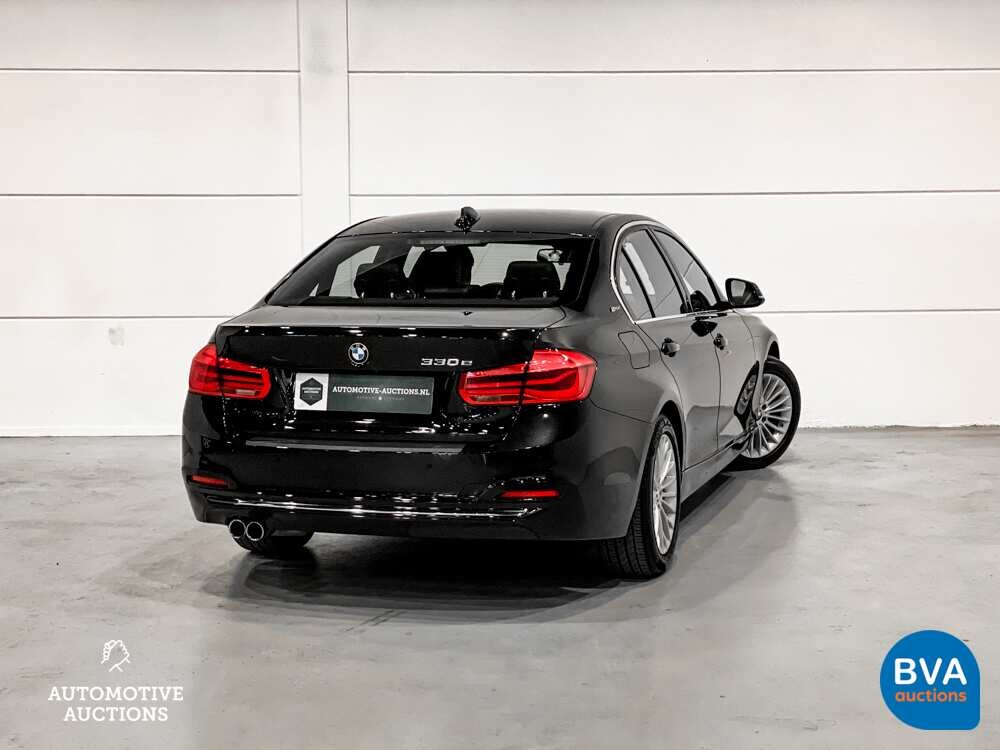 BMW 330e 2.0 Luxury eDrive 252pk -Org. NL- 3-serie, HT-095-J
