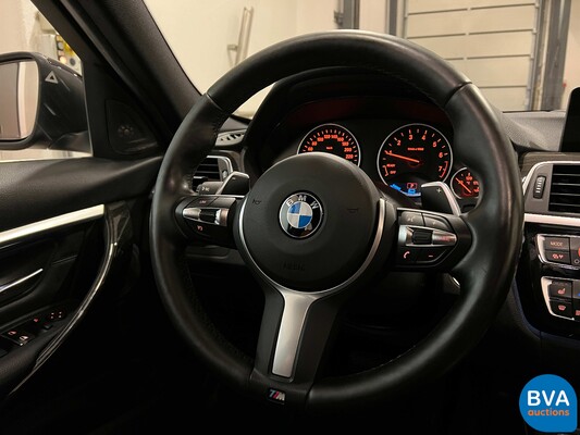 BMW 330e 2.0 Luxury eDrive 252pk -Org. NL- 3-serie, HT-095-J