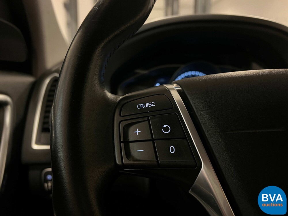 Volvo XC60 D3 2.0 R-Design 150pk 2016, XK-208-L