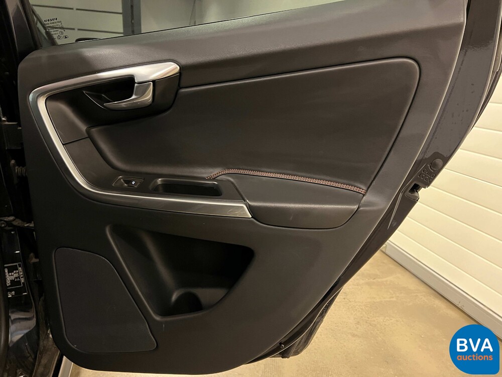 Volvo XC60 D3 2.0 R-Design 150pk 2016, XK-208-L