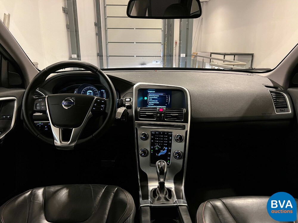 Volvo XC60 D3 2.0 R-Design 150pk 2016, XK-208-L