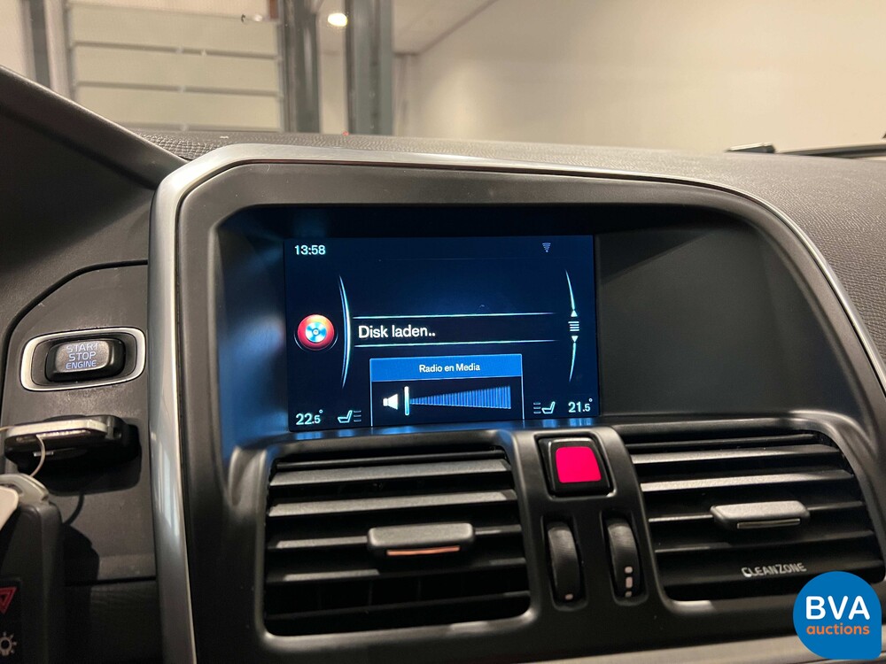 Volvo XC60 D3 2.0 R-Design 150pk 2016, XK-208-L