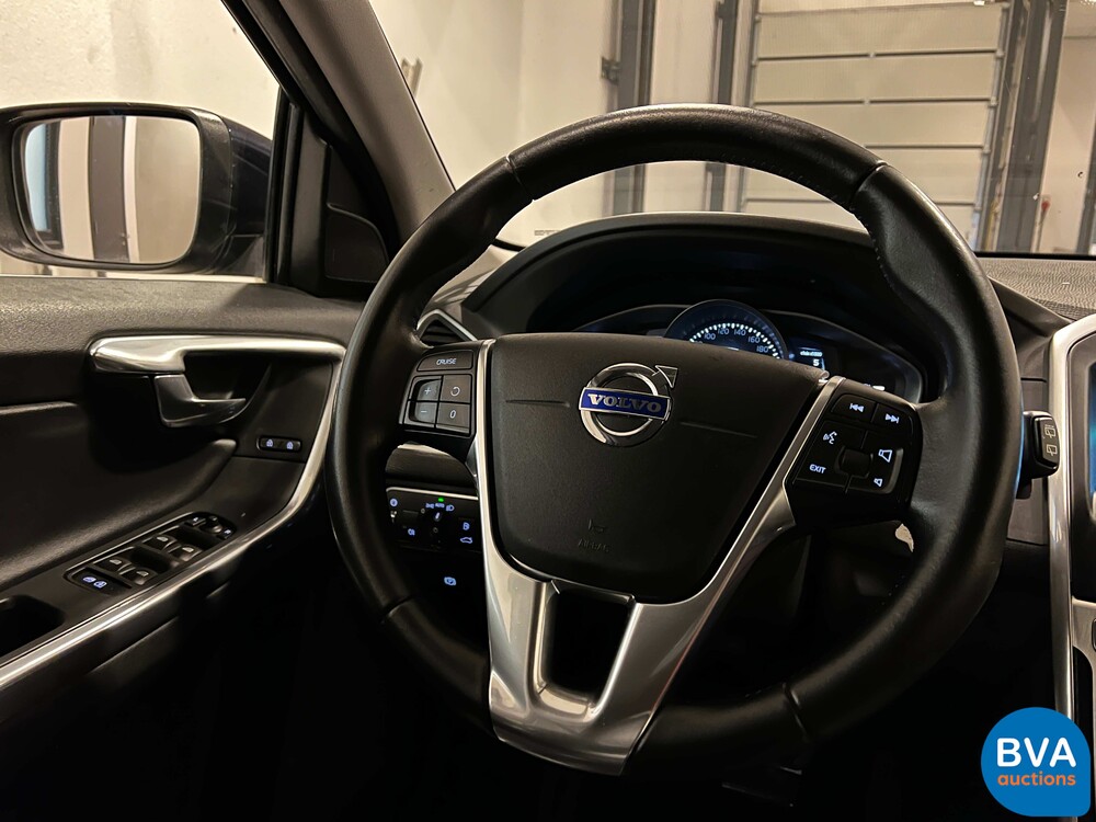 Volvo XC60 D3 2.0 R-Design 150pk 2016, XK-208-L