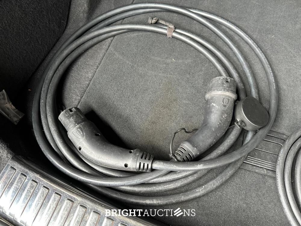 Audi E-tron 50 quattro Business edition 71 kWh 313pk 2020 (Origineel-NL+ 1e eigenaar), J-695-PX