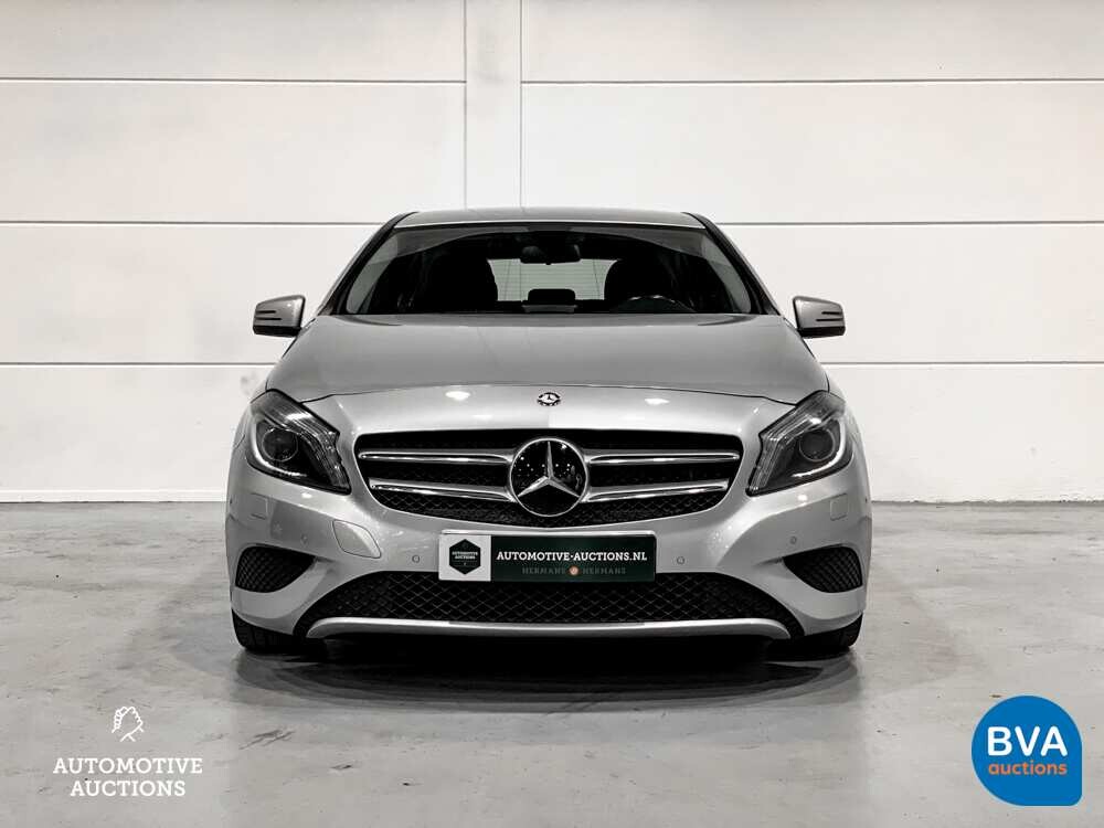 Mercedes-Benz A180 Edition 122PS 2013 -Org. NL-A-Klasse, 4-SGJ-16.