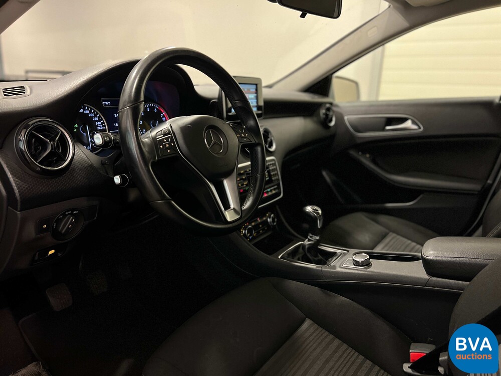 Mercedes-Benz A180 Edition 122PS 2013 -Org. NL-A-Klasse, 4-SGJ-16.
